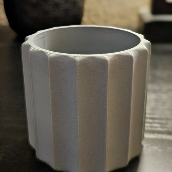 Modern 3D Printed Faceted Succulent Planter - Picture 1 of 2